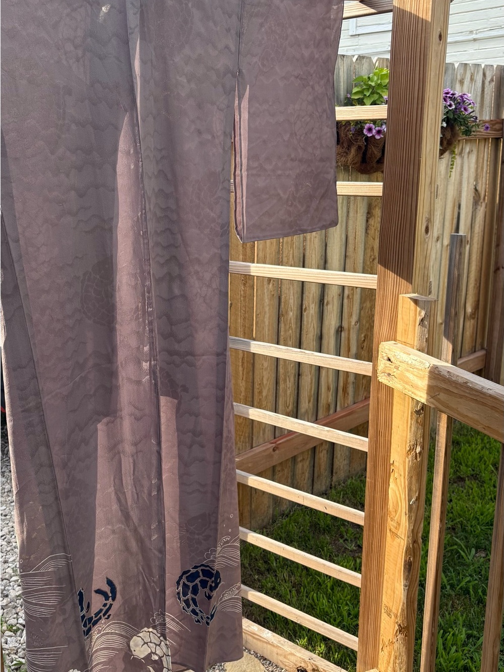 Vintage Japanese Silk Kimono- Sheer - Picture 3 of 4